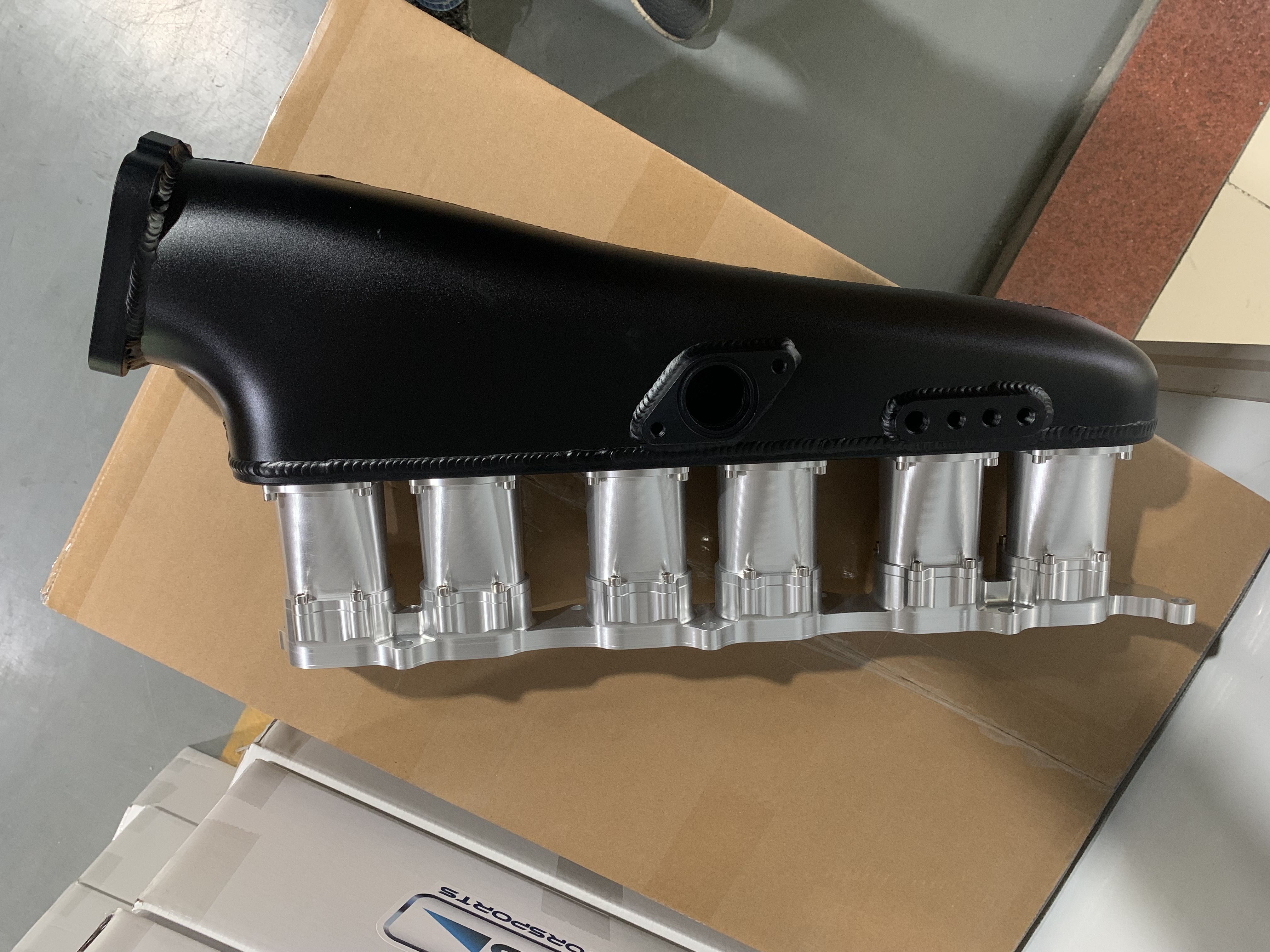 Insug plenum - Toyota 2JZ GTE BILLET 12-spridare - 4
