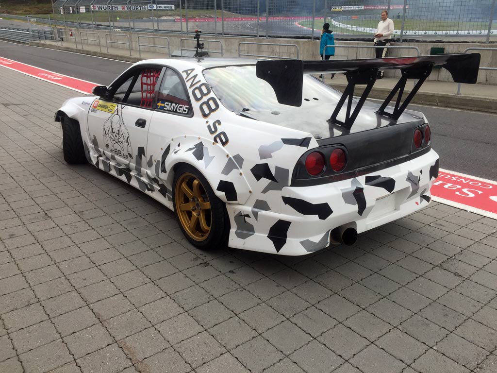 Nissan Skyline R33 - Rear panels - 15
