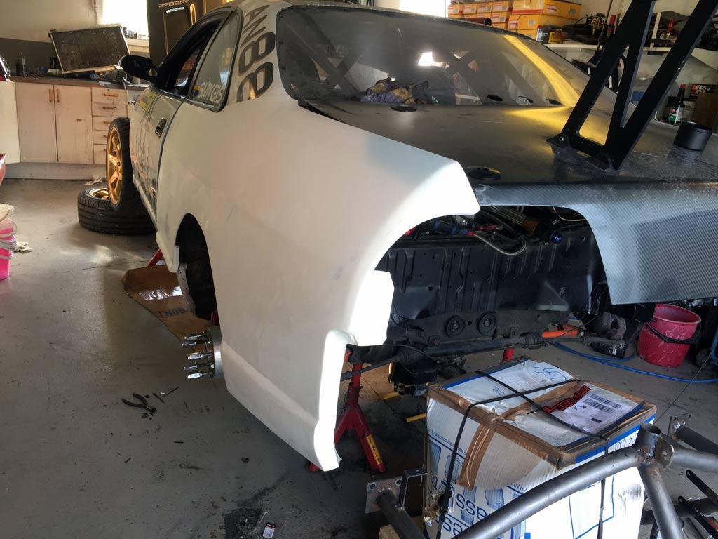 Nissan Skyline R33 - Rear panels - 6