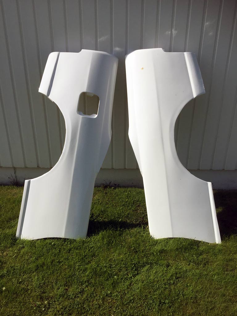 Nissan Skyline R33 - Rear panels