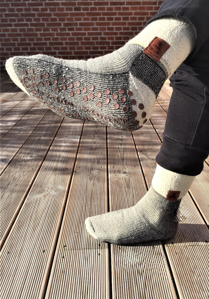 sort - Skridsikre sokker uld | MedicOnline.dk
