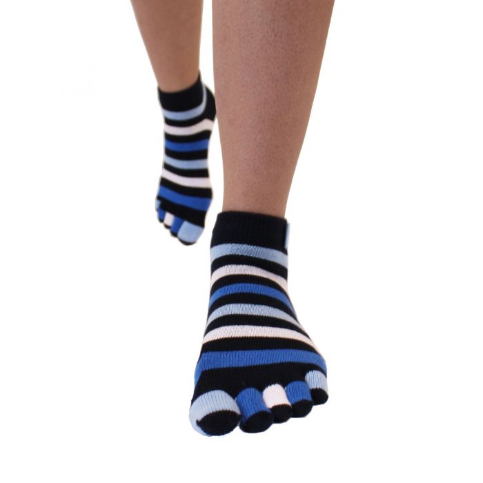 TOETOE Essential Anklet - Ankelhöga Tåstrumpor, Striped Denim - 3