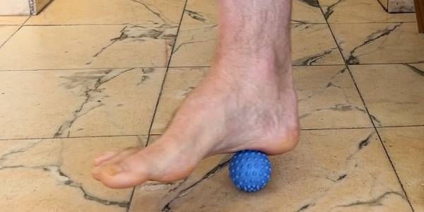 Massagebal voor massage tegen hielspoor (plantaire fasciitis)