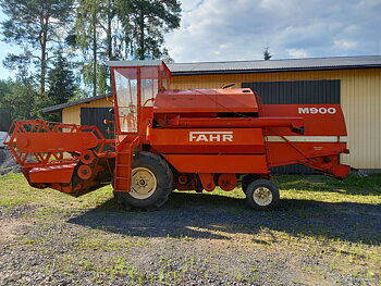 M900