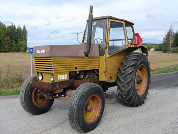 1102