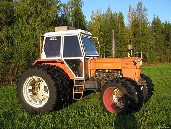 1300