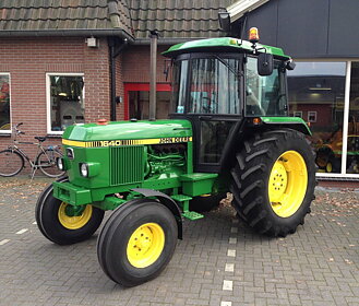 John Deere 1640