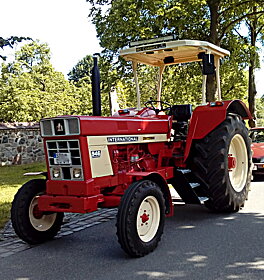 946
