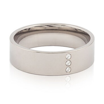 Titan ring med swarovski kristaller Triple crystal blomdahl medical