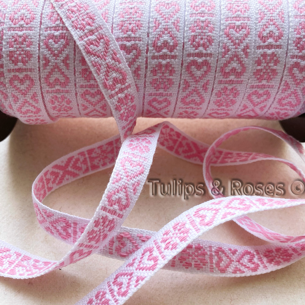Folk art ribbon 11mm hearts pink on whitw 1241-22