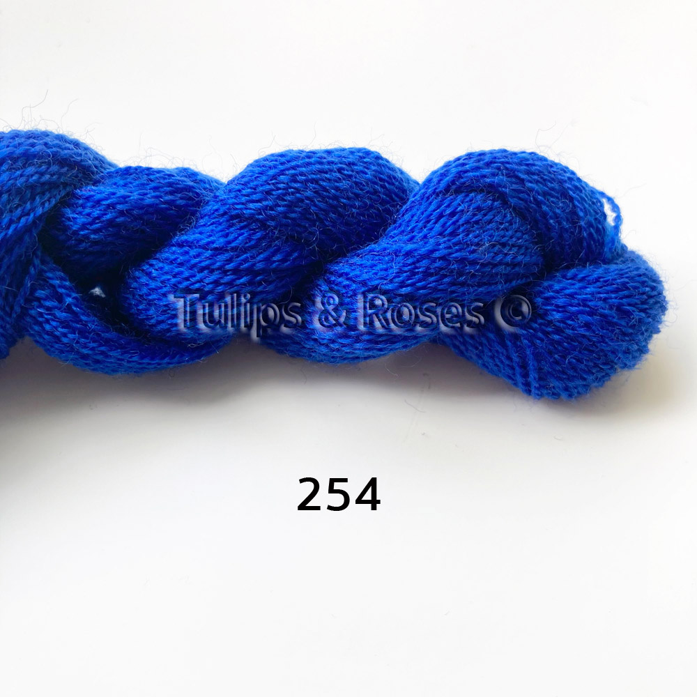 Yllebroderigarn 20/2 REDGARN Kamgarn Blå  - 7
