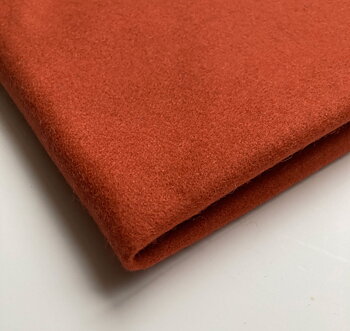 English Broadcloth Light Crayon Red  50 x 50 cm