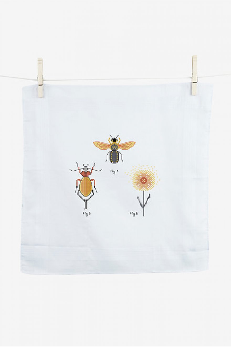 Cross-Stitch Embroidery pattern "Bee" Free with purchase of DMC Diamant grandé metallic  - 3