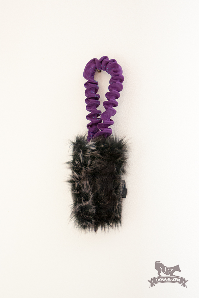 Bungee Pocket Treat Tug - 3