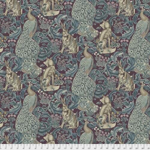 Tyg Standen Forest Plum William Morris & Co, metervara från Free Spirit