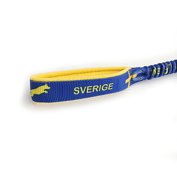 Sverigeleksak med fuskpäls och boll 