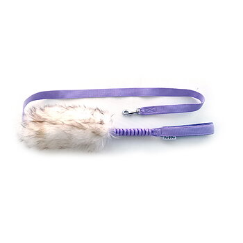 Tug leash with sheepskin