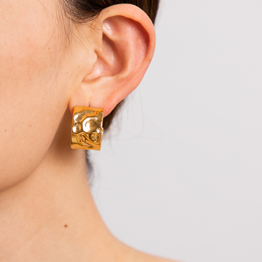 Céleste Earrings Olive 18K Gold