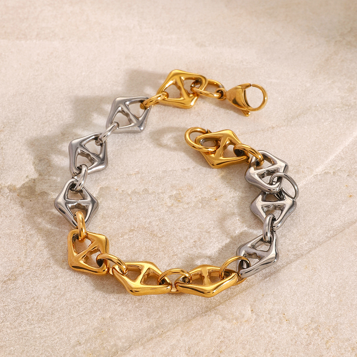 Celéste Bracelet Vanette 18K Gold | Smycken | Klocktema