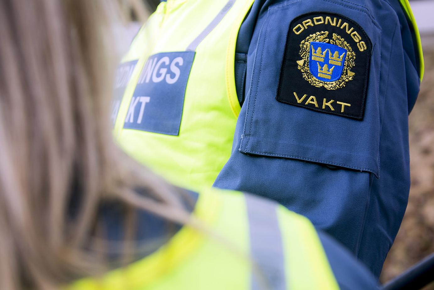 Sveriges största leverantör av uniformer & yrkeskläder  Uniform för ordningsvakt