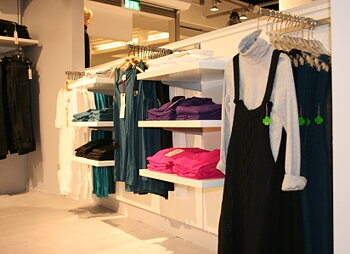 Hyr butiksinredning