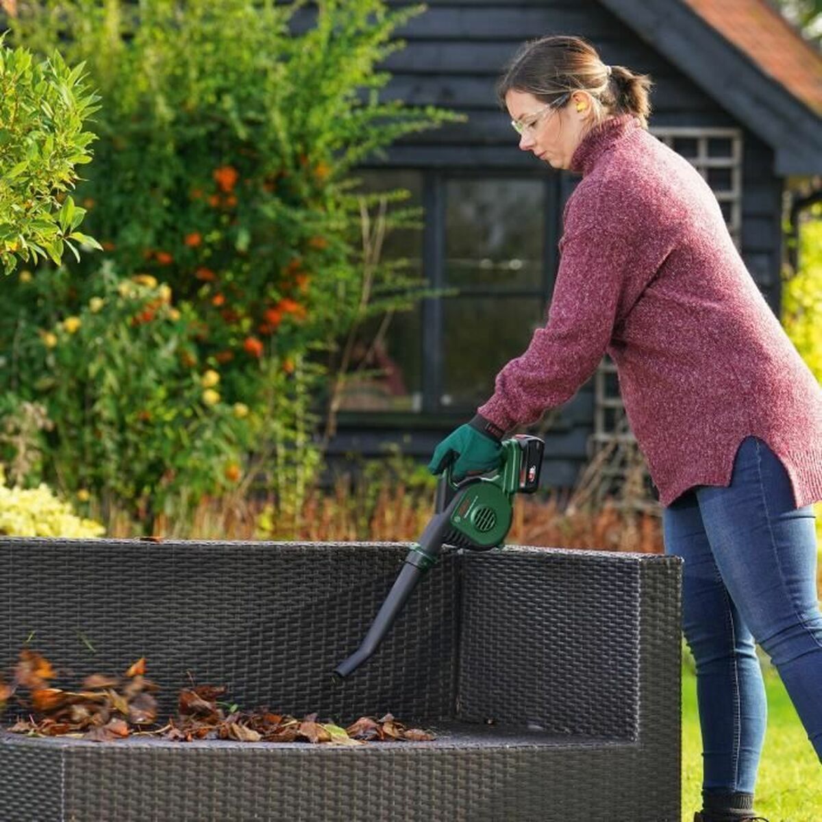 Blås BOSCH UniversalLeafBlower 18V-130 18 V - 5