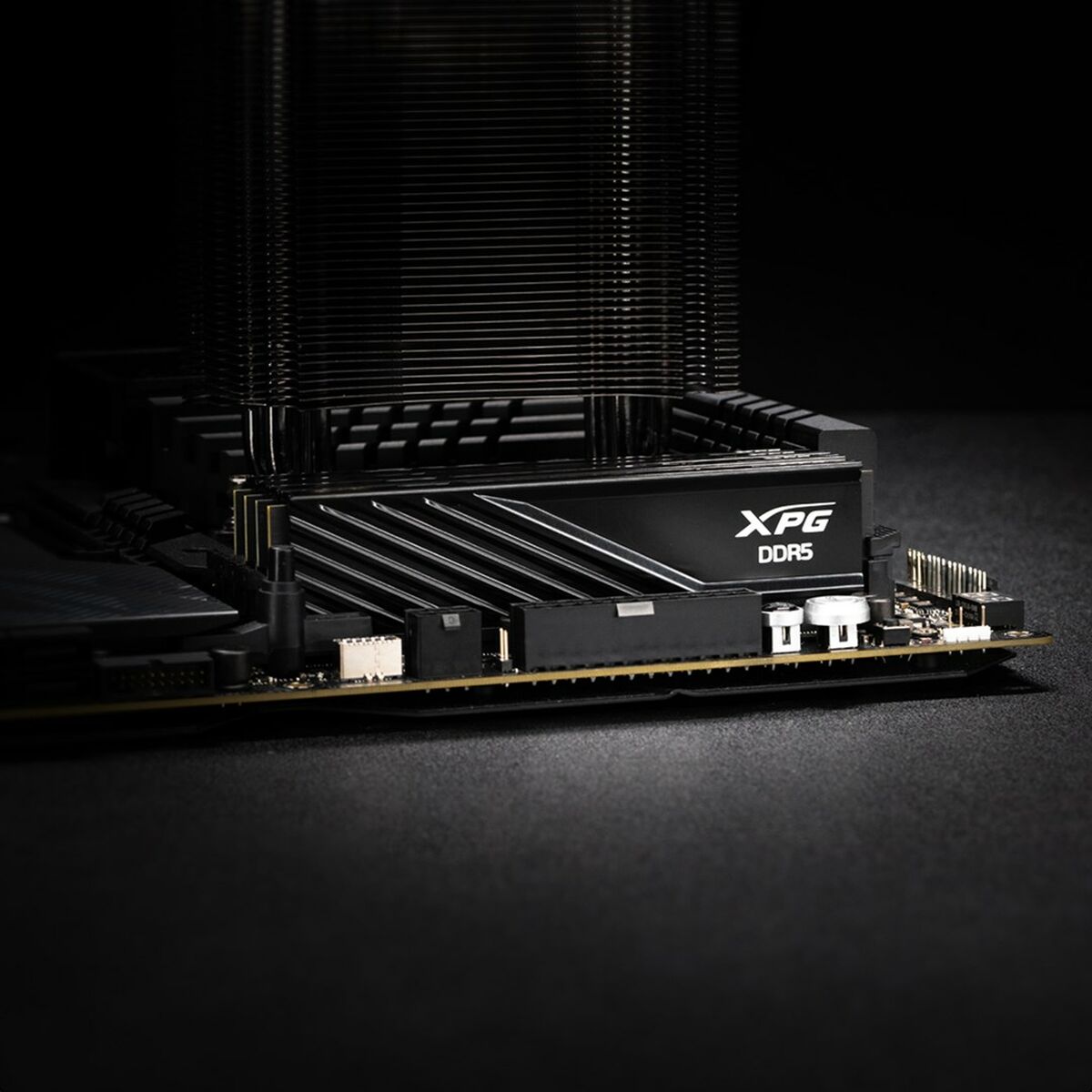RAM-minne Adata AX5U6000C3016G-DTLABBK 32 GB DDR5 6000 MHz CL40 - 4
