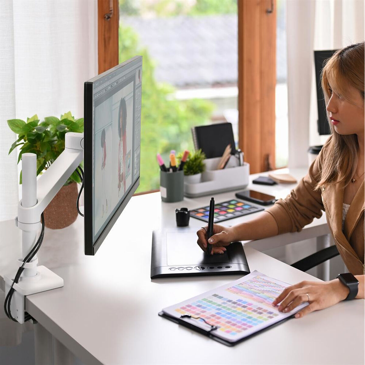 TV-fäste Ergotron 45-669-216 8 kg 34" - 4