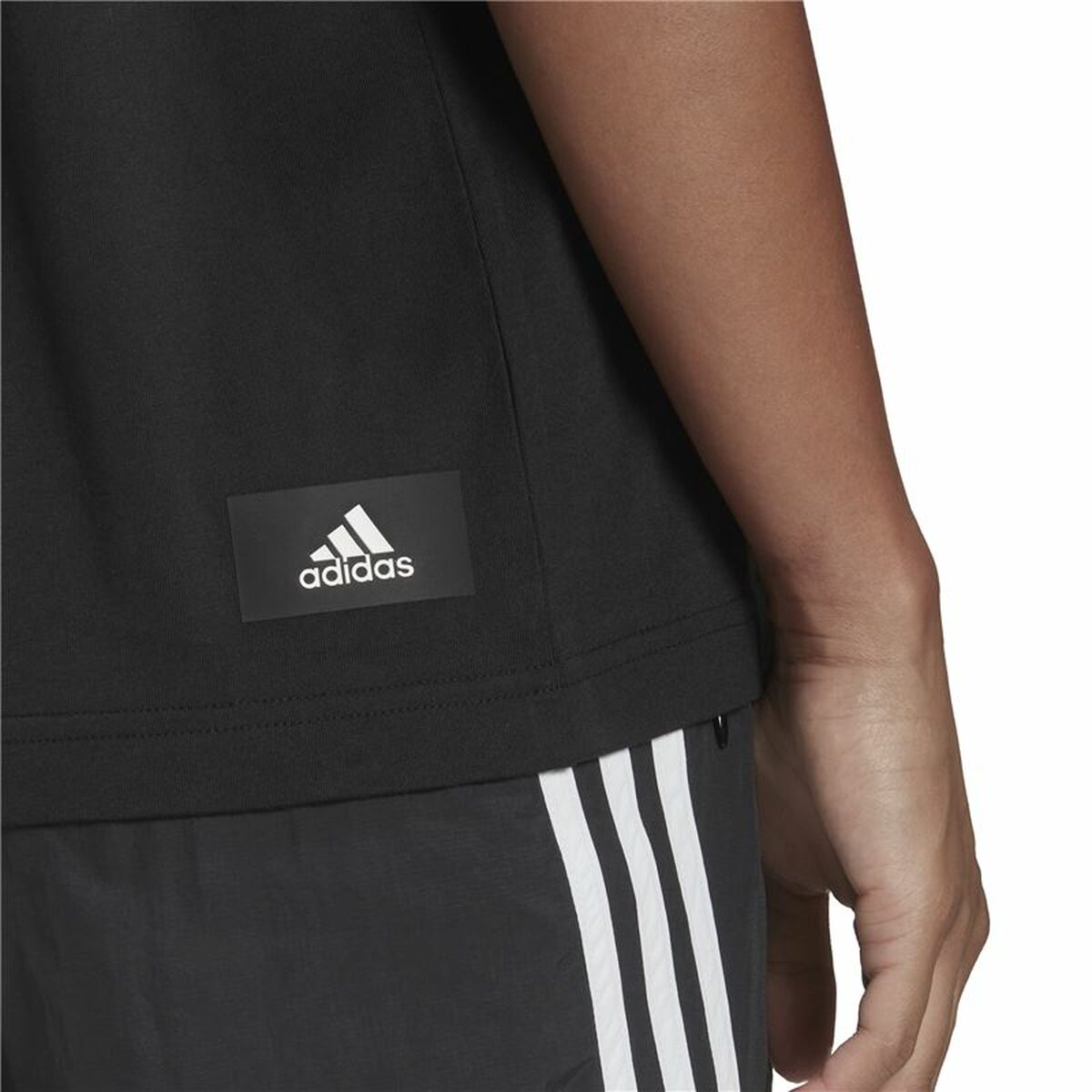 T-shirt med kortärm Herr Adidas Future Icons Svart - 6