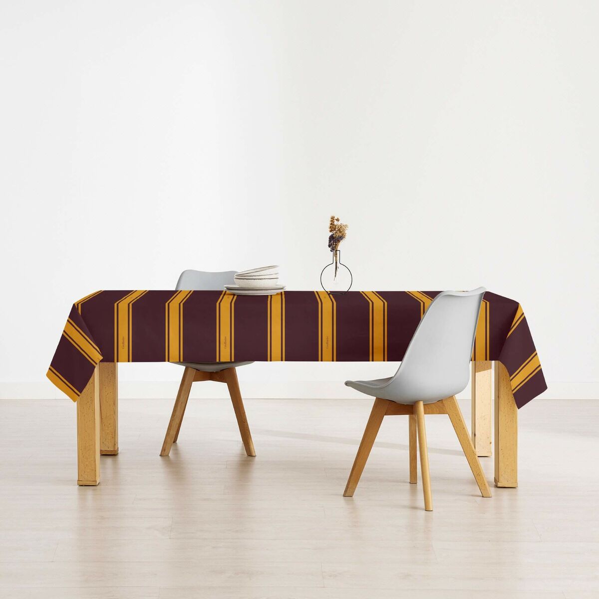 Fläckresistent bordsduk i harts Harry Potter Gryffindor Multicolour 250 x 150 cm - 2