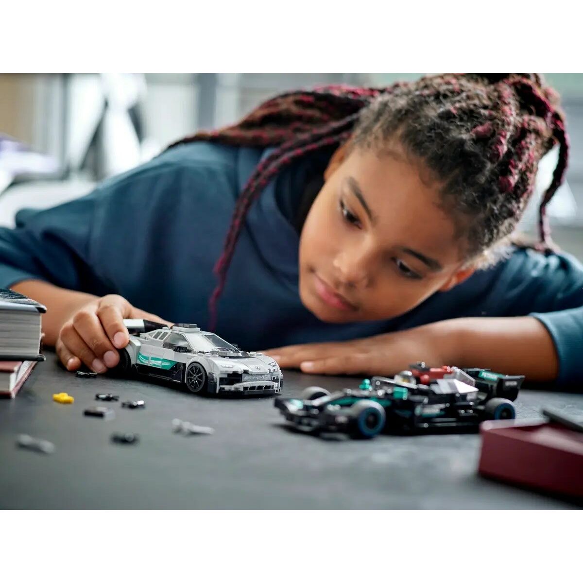 Playset Lego Speed Champions: Mercedes-AMG F1 W12 E Performance & Mercedes-AMG Project One 76909 - 4