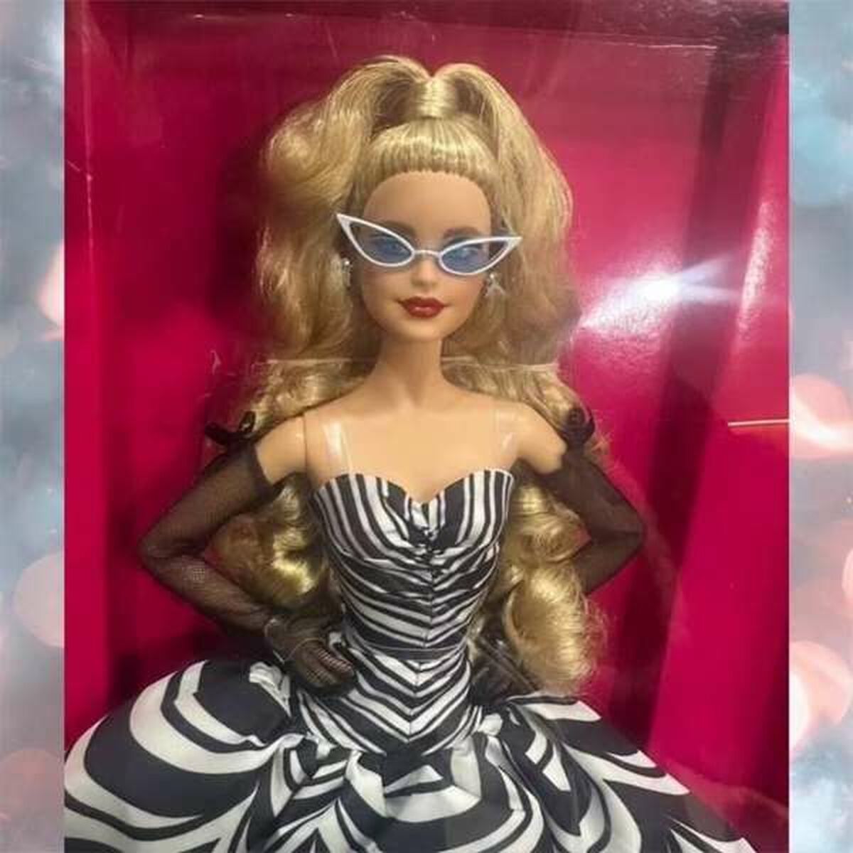 Docka Barbie Signature 65th anniversary - 3