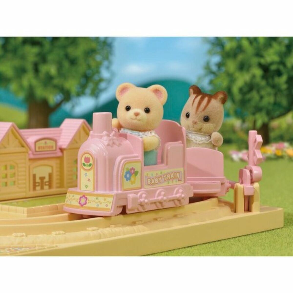Playset Sylvanian Families The Chu-Chu Train and Baby Bear - 2