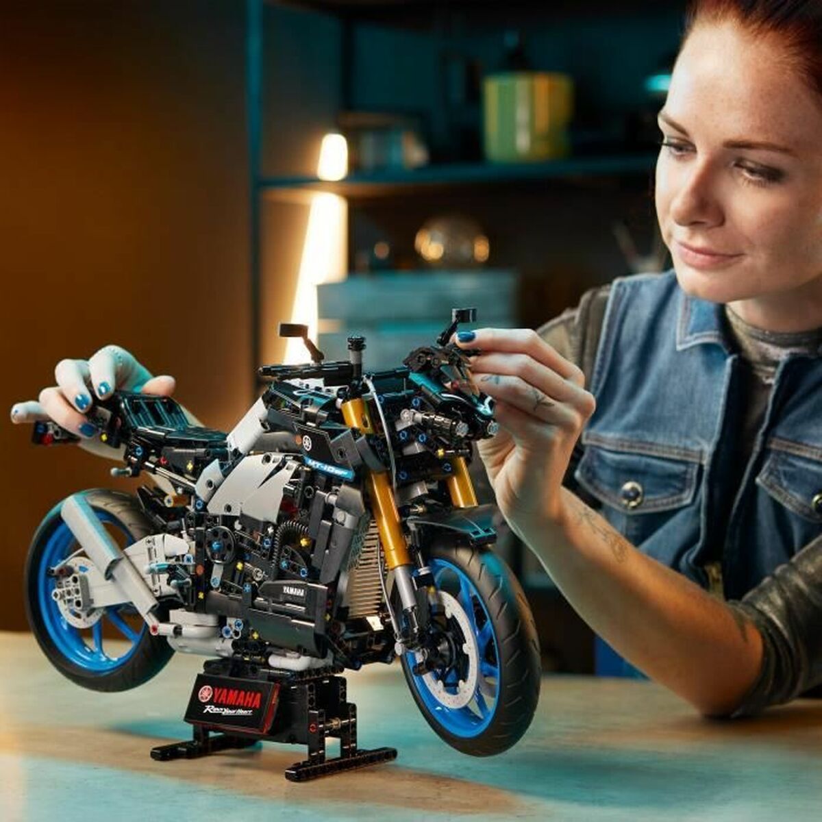 Byggsats Lego Yamaha MT10 SP 1478 Delar Motorcykel - 2
