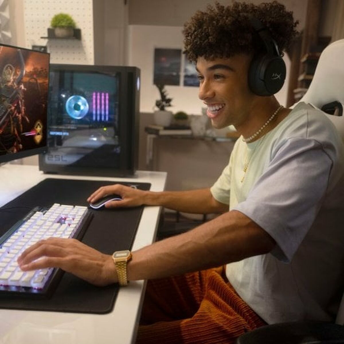 Bordsdator HP OMEN 25L GT15-0089ns 16 GB RAM 1 TB SSD Nvidia Geforce RTX 4070 AMD Ryzen 7 5700G - 6