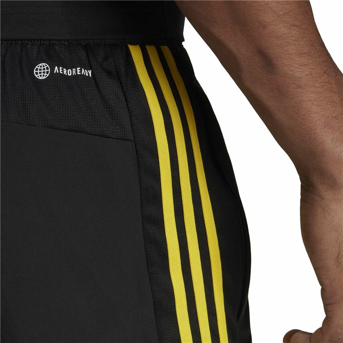 Sportshorts för män Adidas Hiit 3S Svart 9" - 3