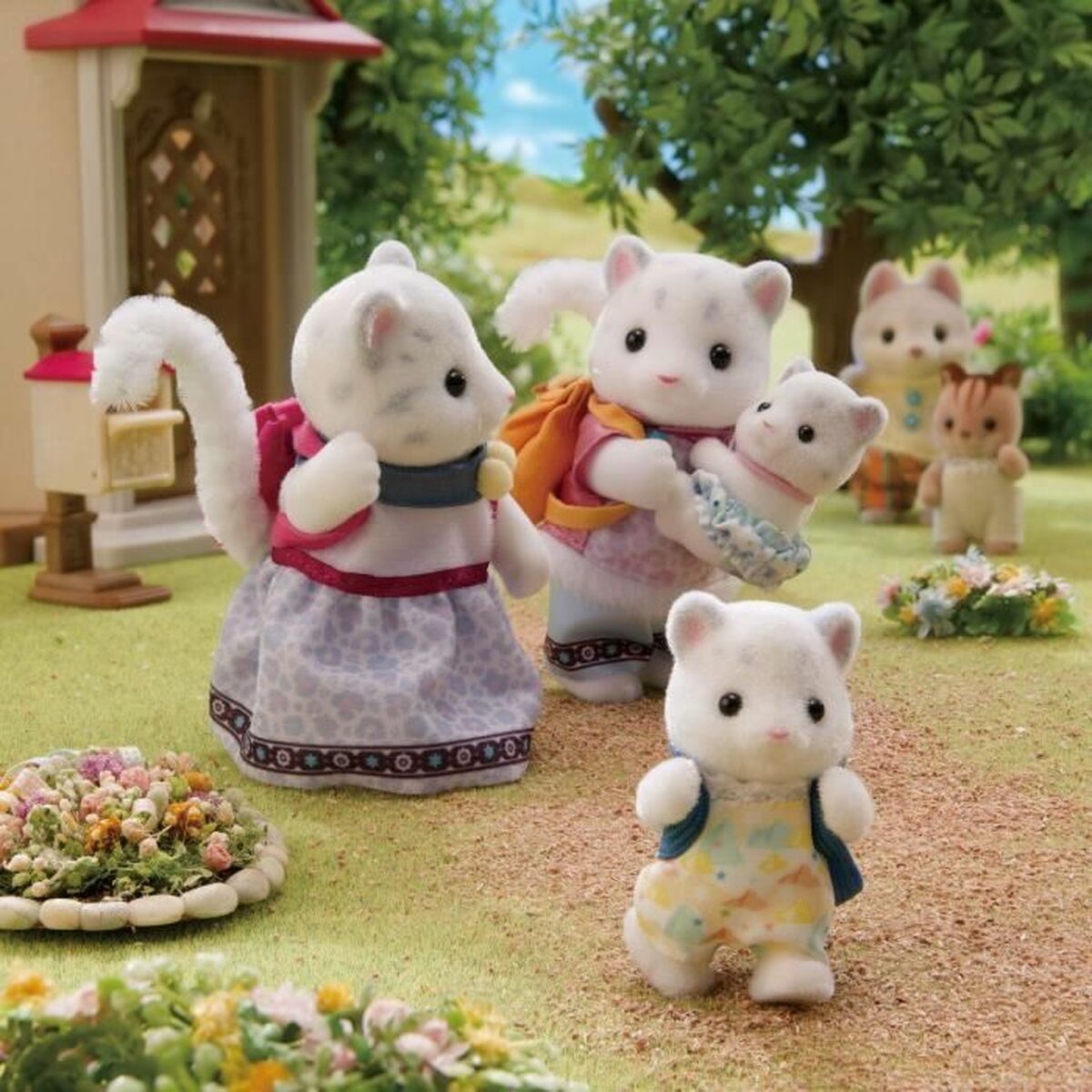 Playset Sylvanian Families Snow Leopard Family Multicolour - 2
