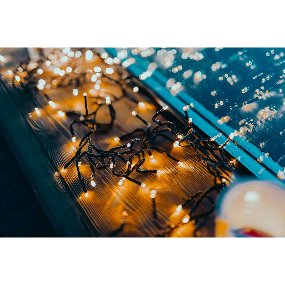 LED-krans Twinkly CLUSTER Jul Svart 6 m - 7