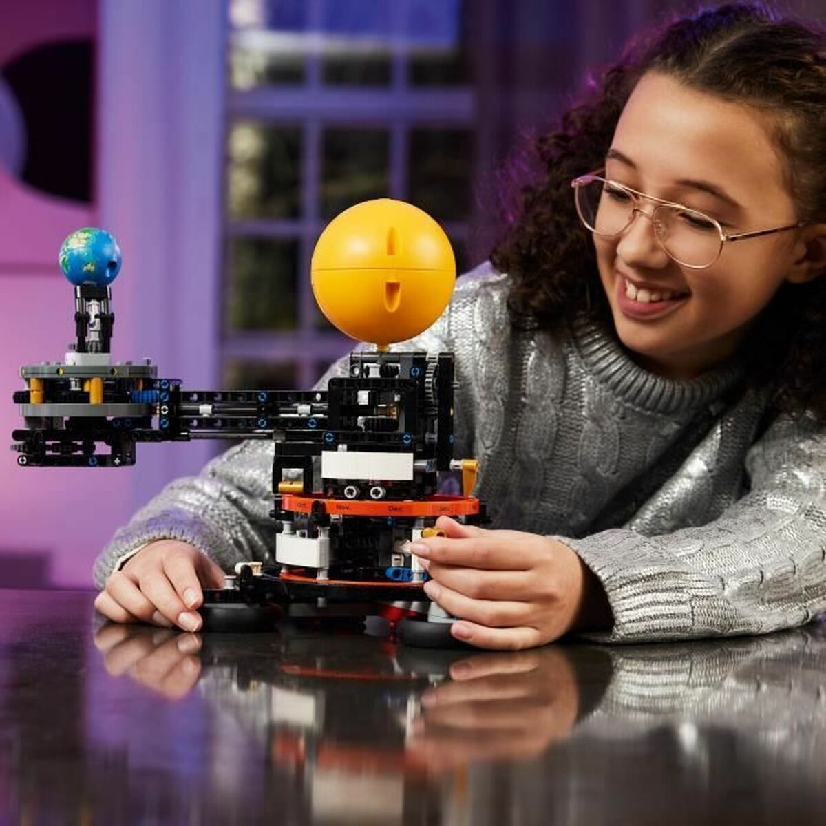 Byggsats Lego Technic 42179 Planet Earth and Moon in Orbit Multicolour - 5