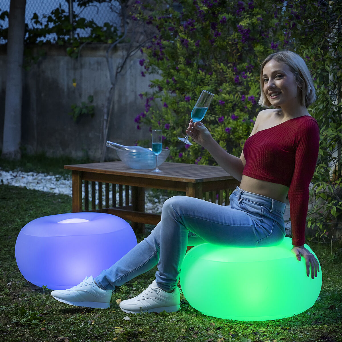 Uppblåsbar stol med flerfärgad LED och fjärrkontroll Pulight InnovaGoods - 25