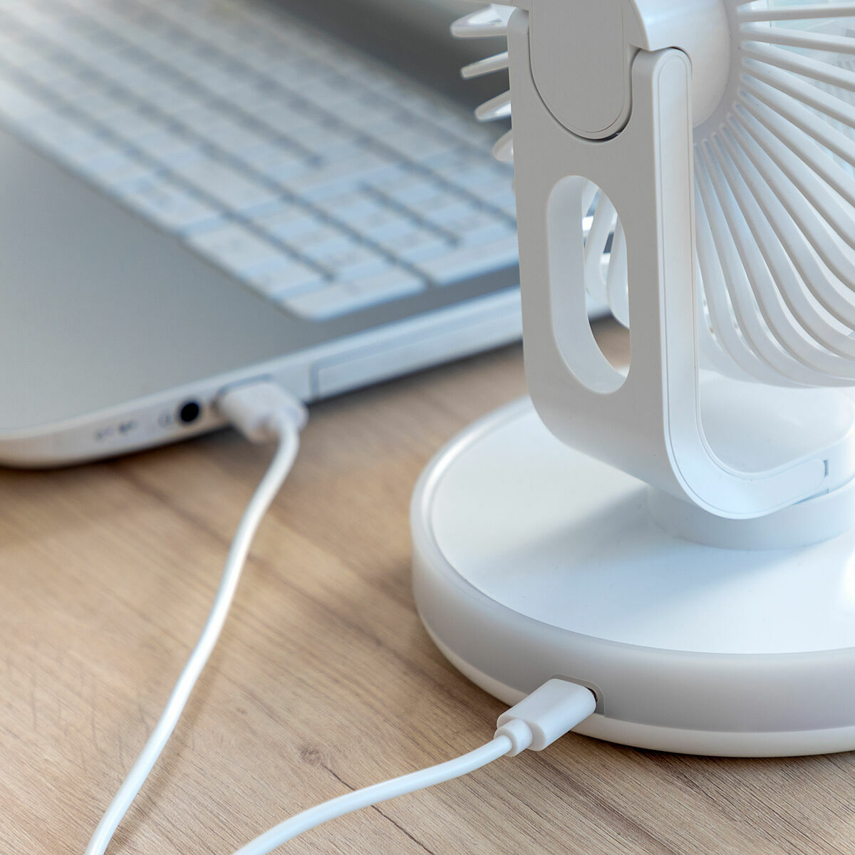 Laddningsbar Skrivbordsfläkt med LED FanLed InnovaGoods Ø6,6'' 4000 mAh - 6