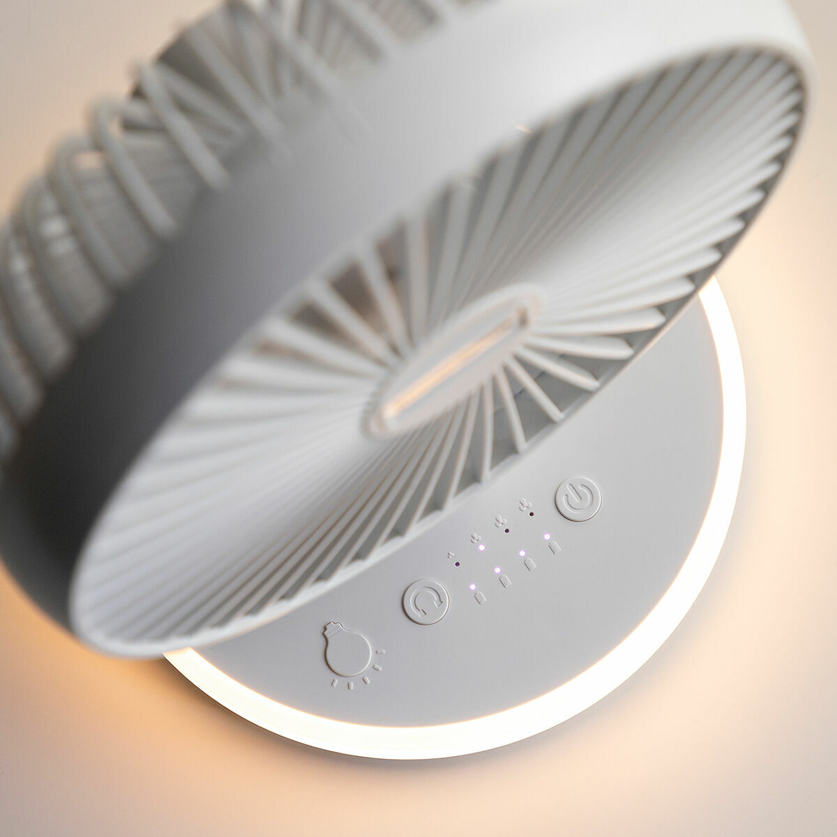Laddningsbar Skrivbordsfläkt med LED FanLed InnovaGoods Ø6,6'' 4000 mAh - 22