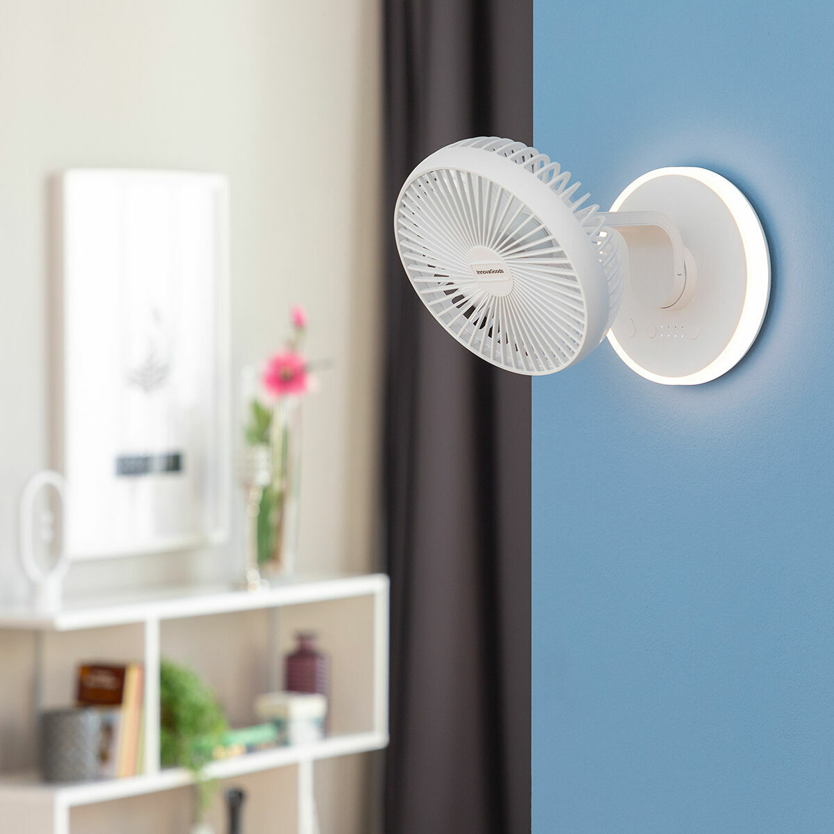 Laddningsbar Skrivbordsfläkt med LED FanLed InnovaGoods Ø6,6'' 4000 mAh - 16