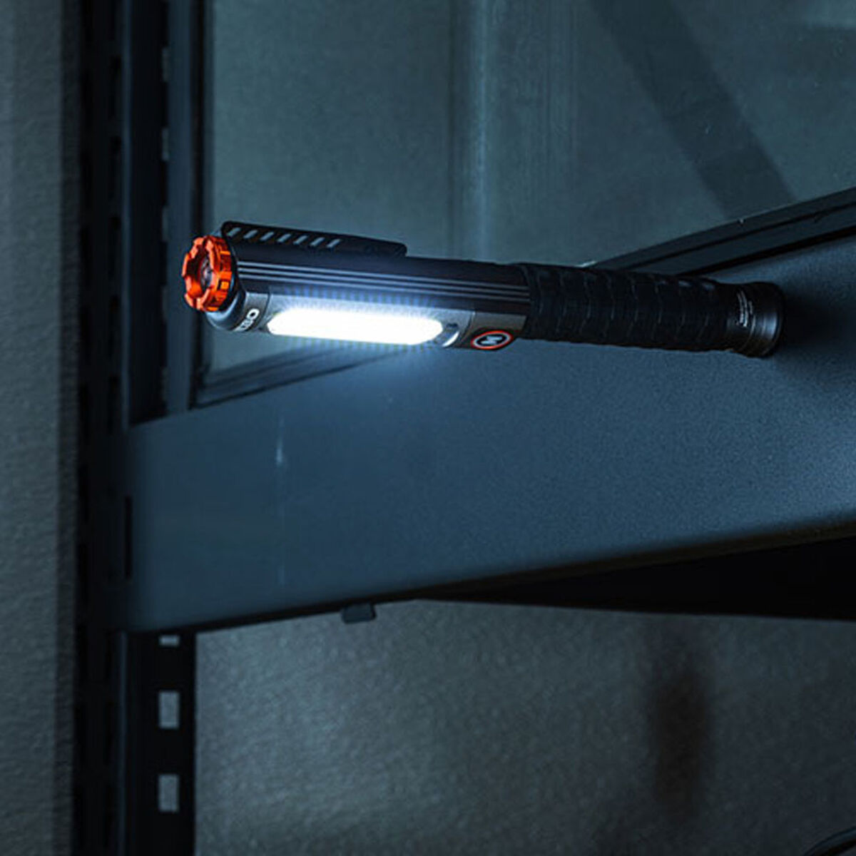 Uppladdningsbar LED-ficklampa Nebo Big Larry Pro+ 600 lm - 5