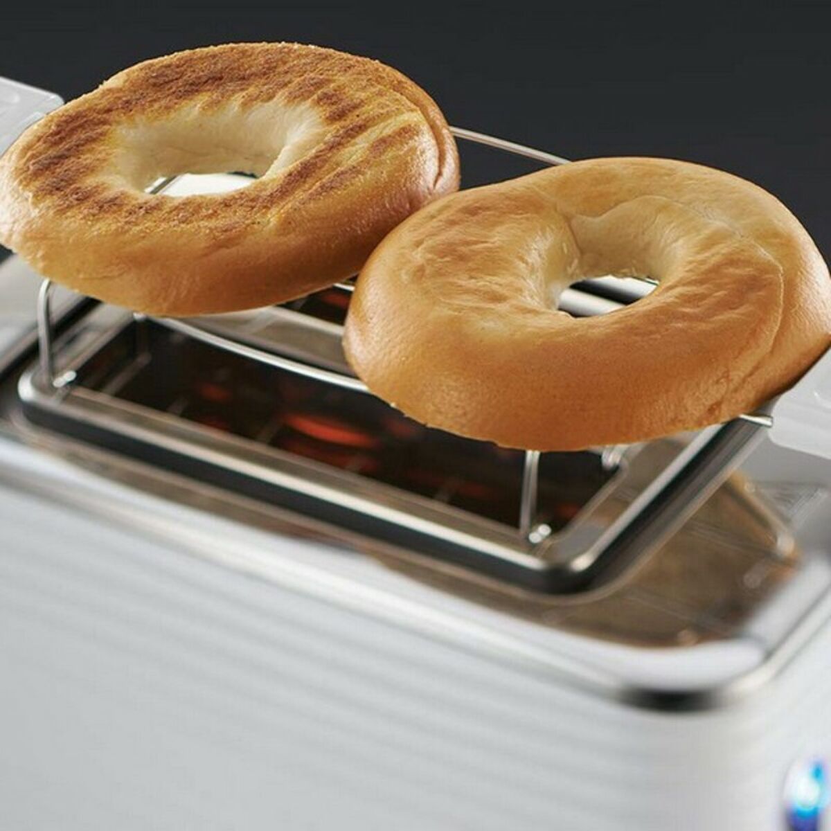 Brödrost Russell Hobbs 000247342000 Vit 1050 W 1050W - 2