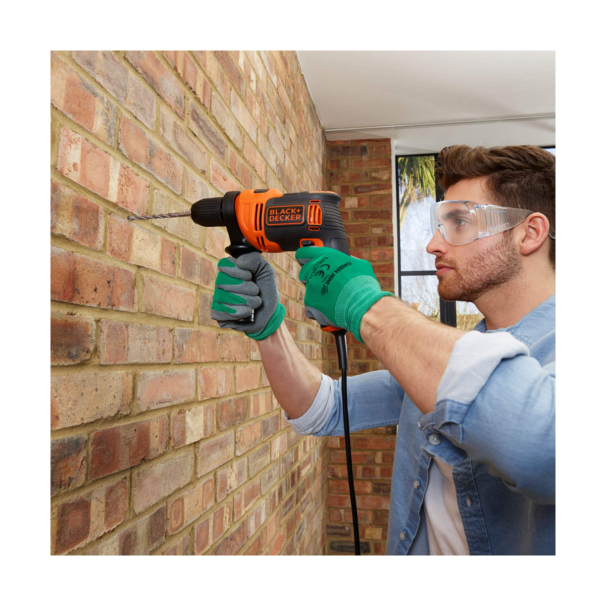 Borr- och tillbehörssats Black & Decker BEH710K-QS 230 V 710 W - 4