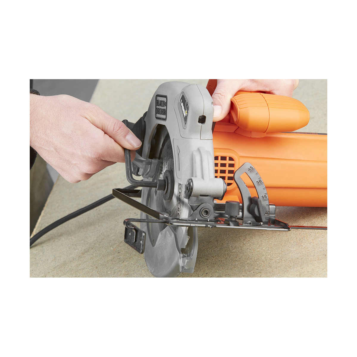 Cirkelsåg Black & Decker CS1250L 230 V 1250 W - 2