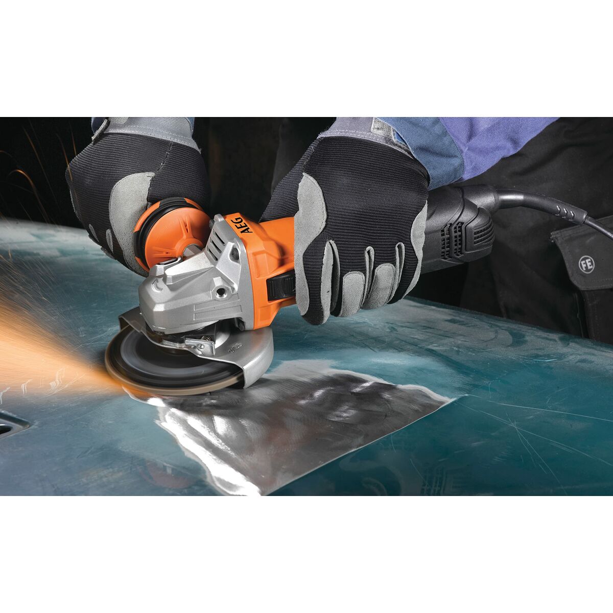 Motorsåg AEG STEP 100X 700 W - 5