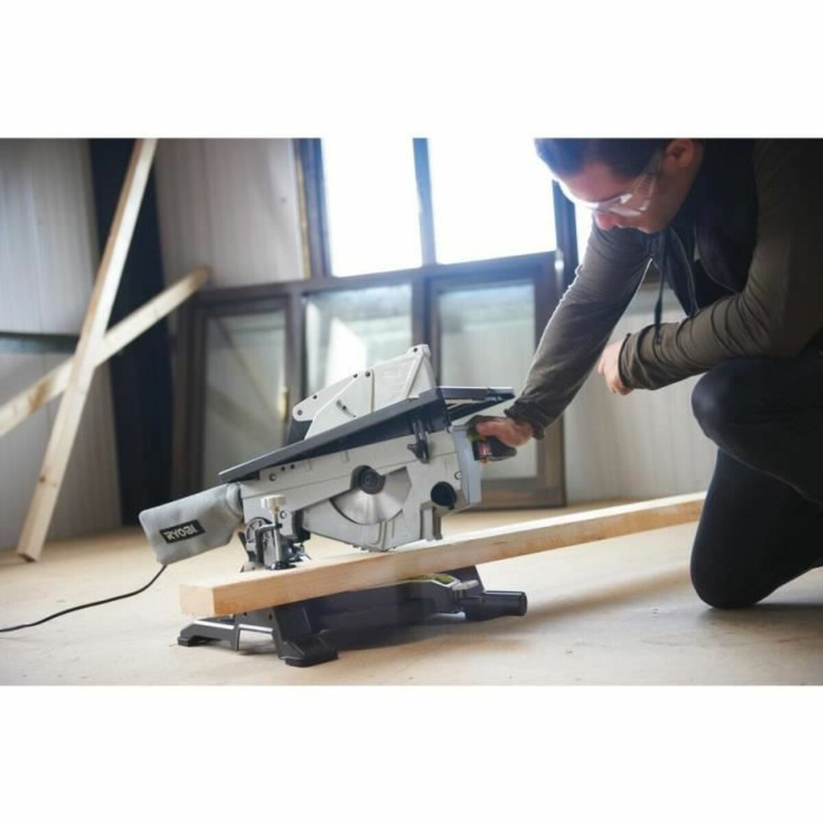 Gersåg Ryobi 2 i 1 Bordssåg 1800 W - 2