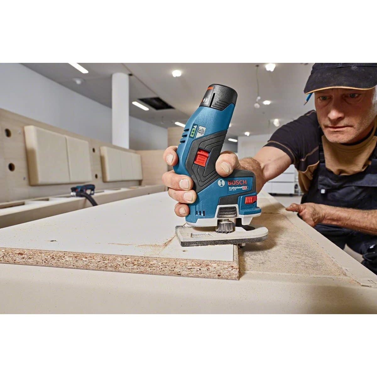 Kantfräsmaskin BOSCH Professional 06016B0001 - 3